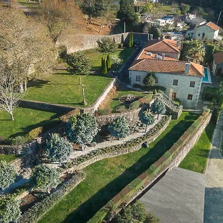 Casa Do Pinheiro Manso בית כפרי קמיניה